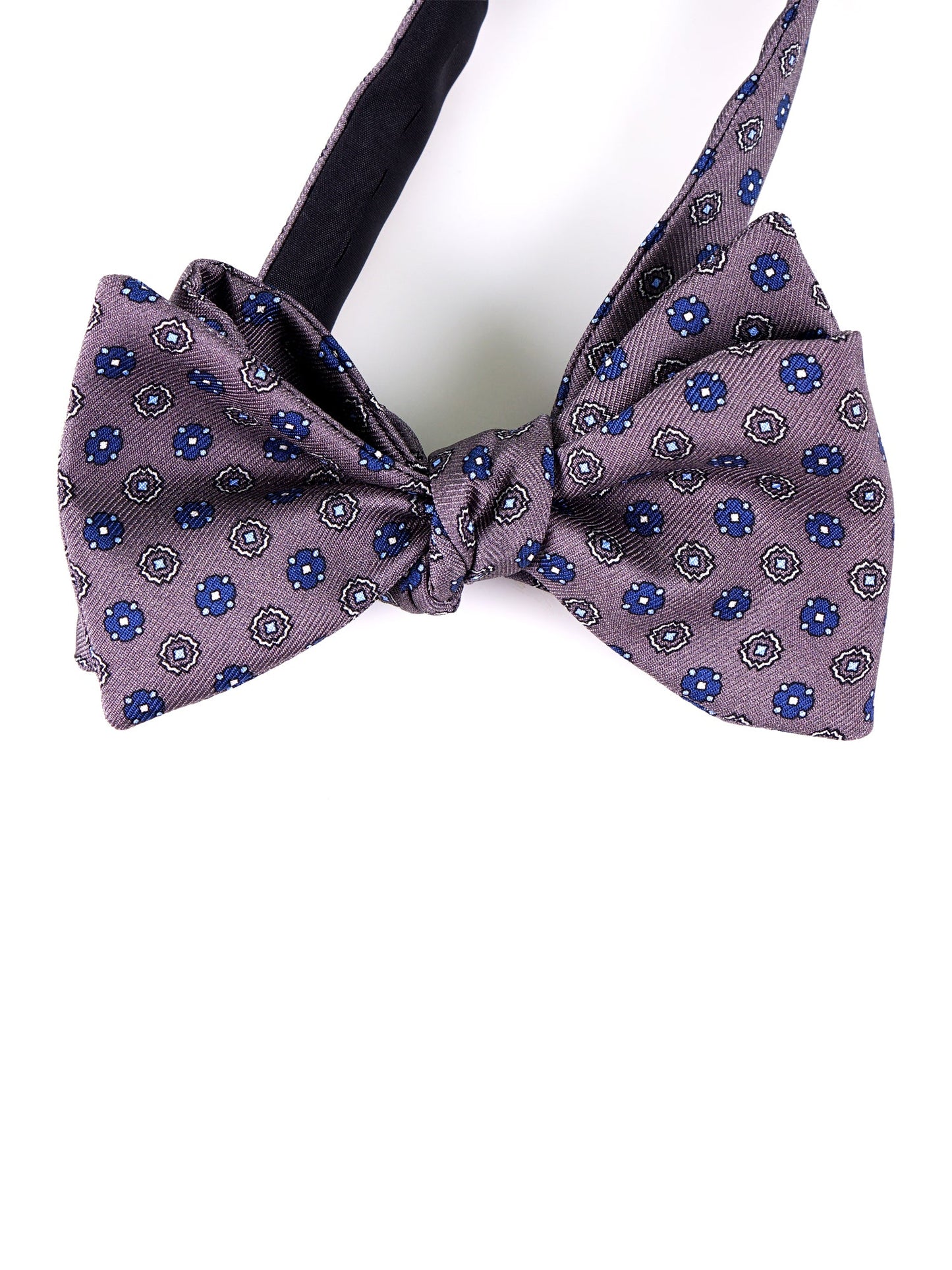 BERRY Self-Tie Bow Tie in Grey Printed Silk