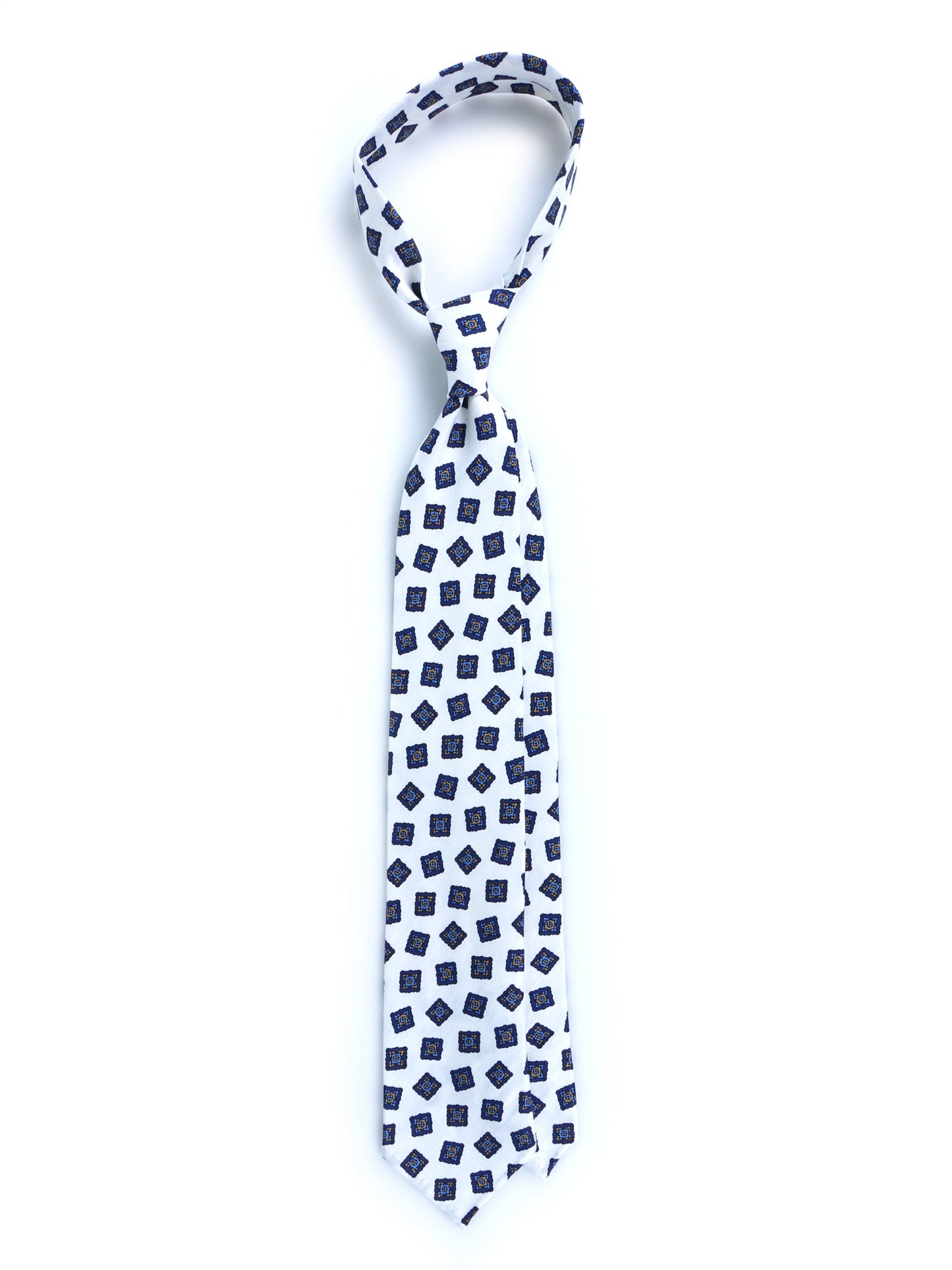White tailored untipped tie SATURNIA in linen/silk