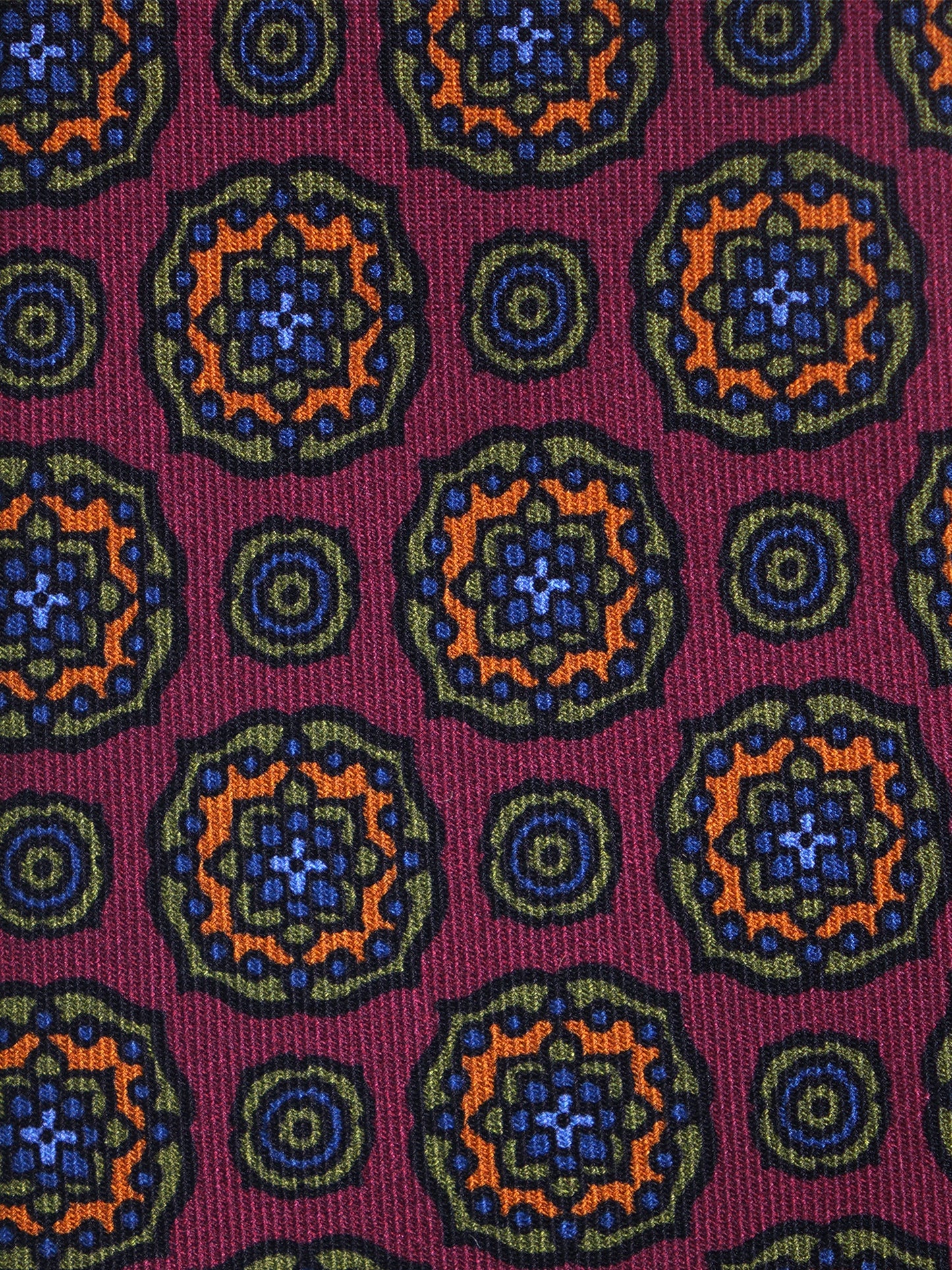 ADAMS 3-fold tie in burgundy madder silk