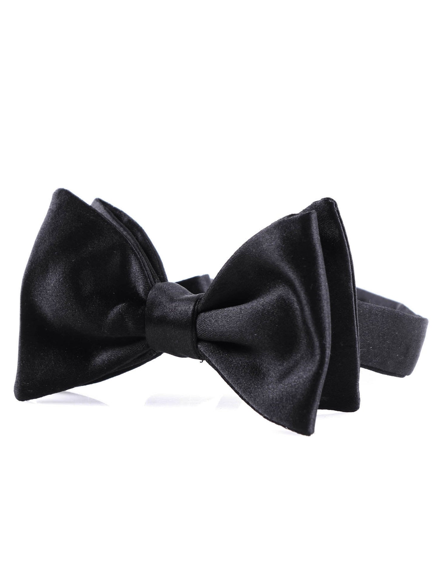 AMANTEA pre-tied black bow tie in satin silk