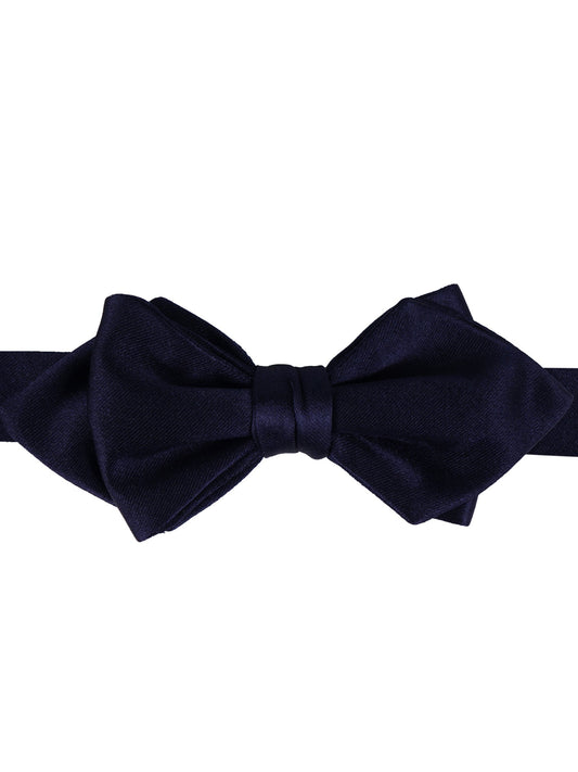 Medium pointed pre-tied blue AMANTEA bow tie in silk satin