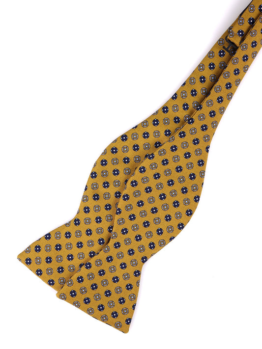 BERRY Self-tie Bow Tie in Yellow Printed Silk