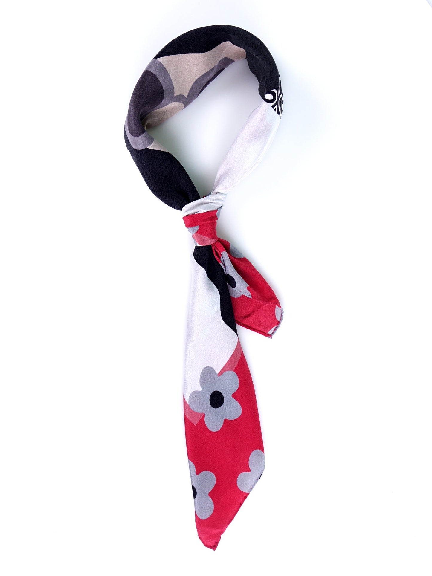 Red scarf 70x70cm in crinkled silk printed LADY