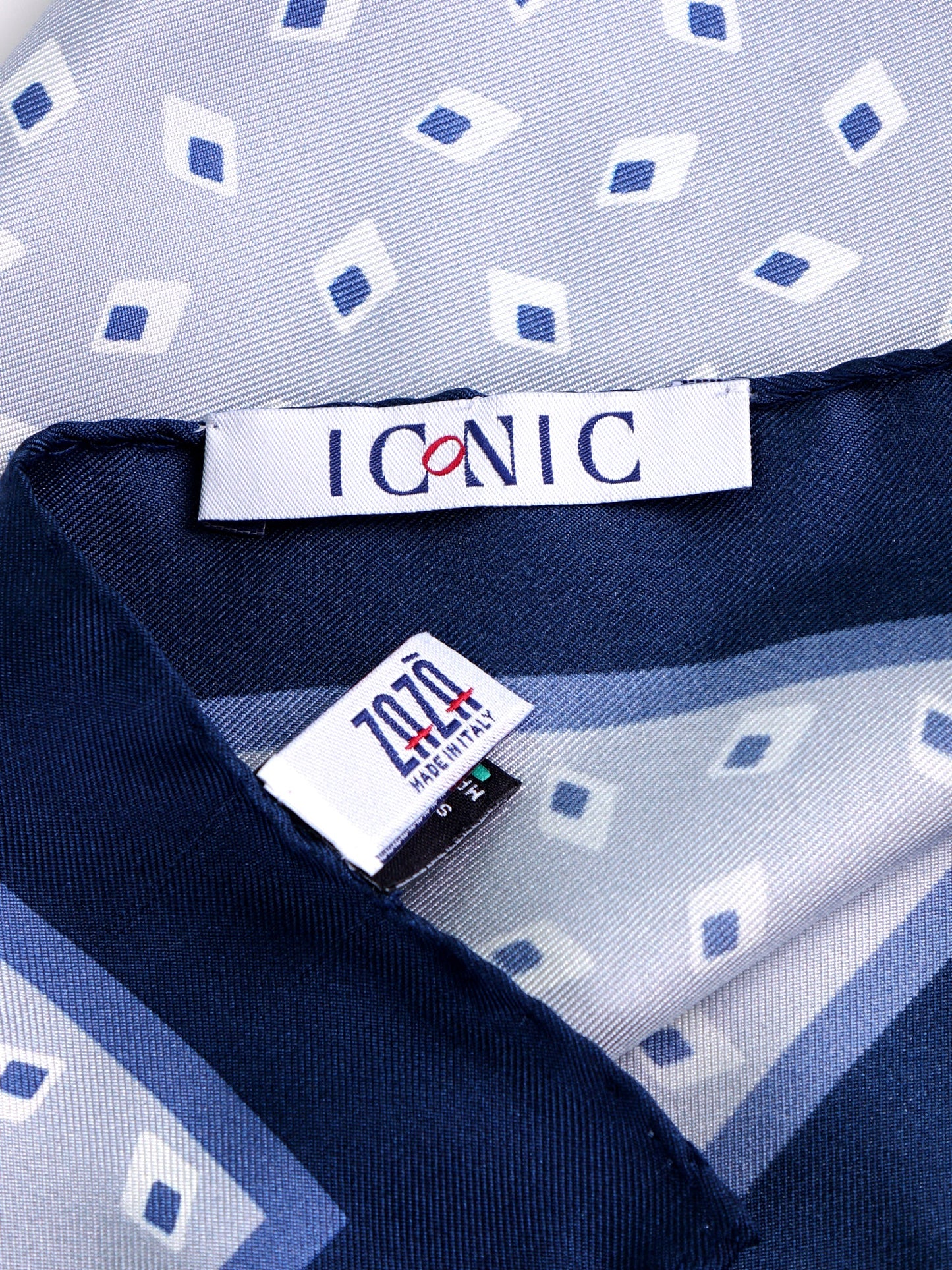 Grey printed silk pocket square LEVRAM