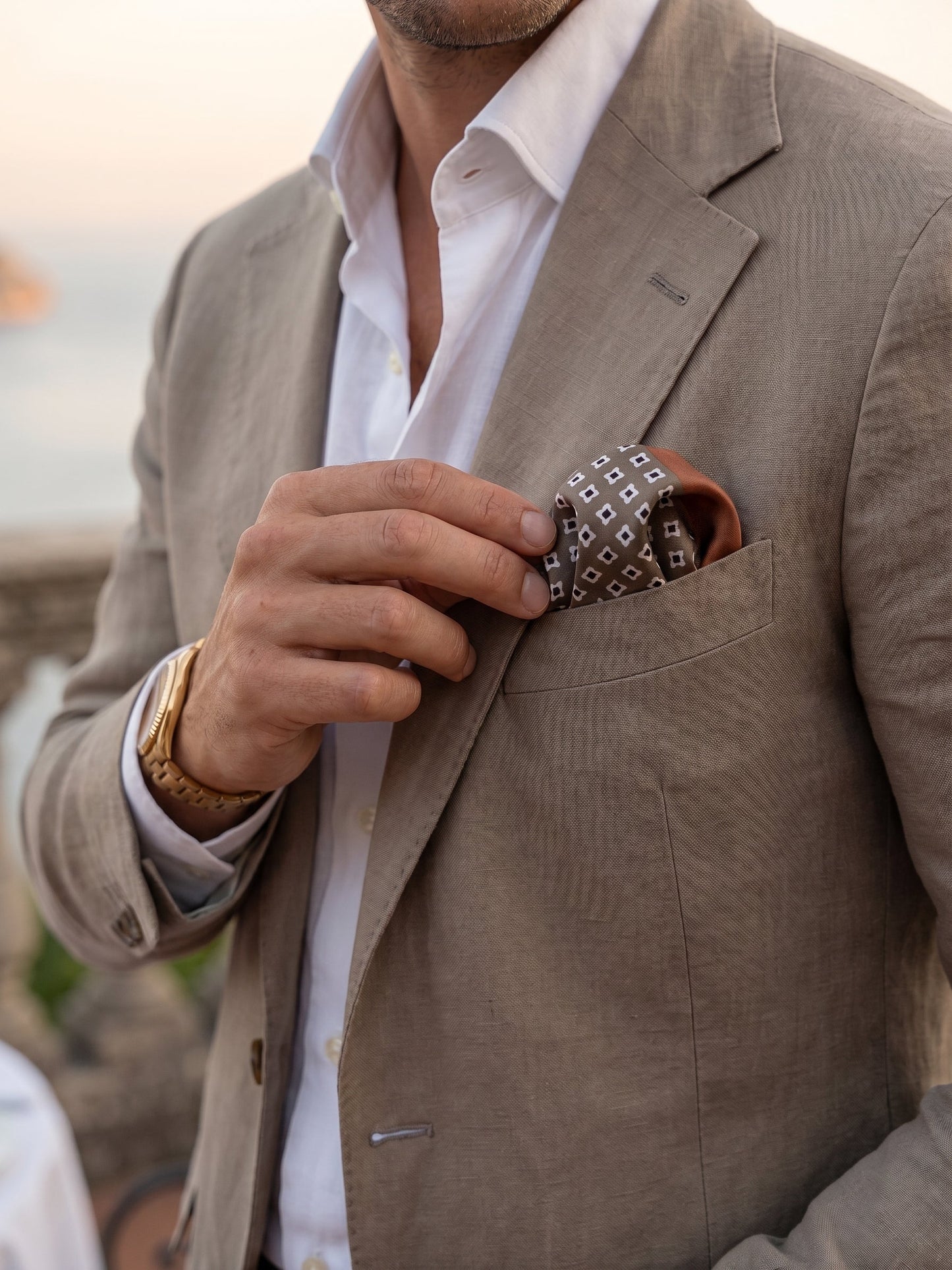 RAVEN green printed silk pocket square