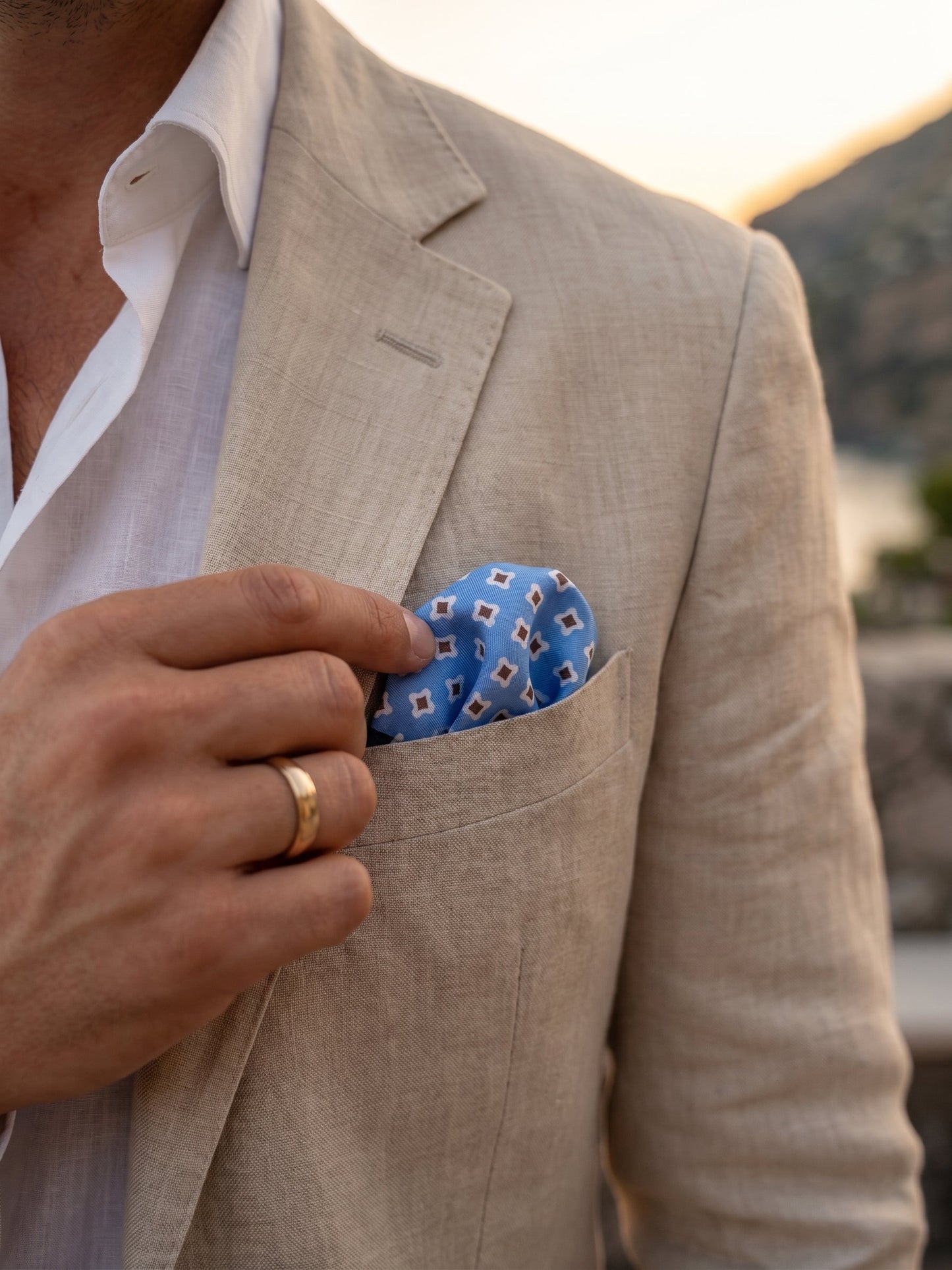 Light blue printed silk pocket square RAVEN