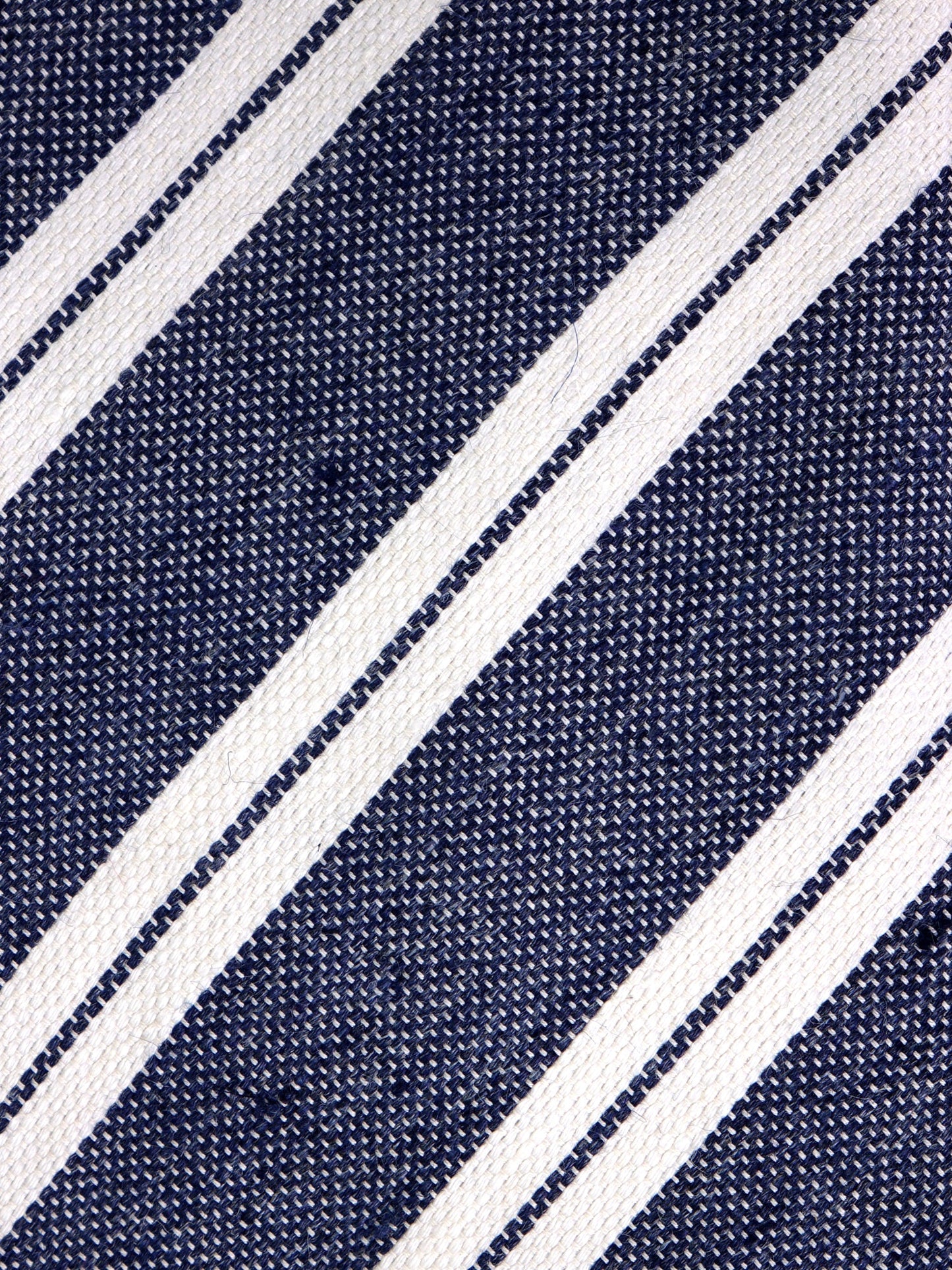 VELA blue 3-fold bourette silk tie