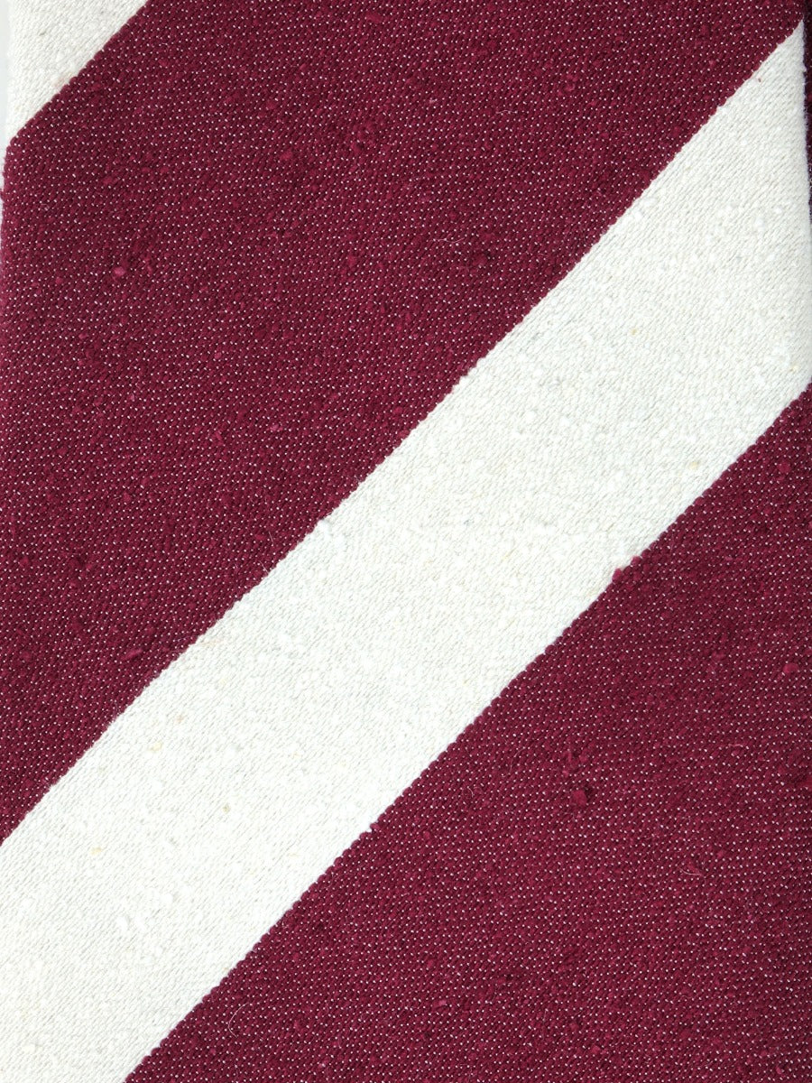 Cravatta 3 pieghe sfoderata bordeaux/beige in seta bourette LAVINIA - PARTICOLARE